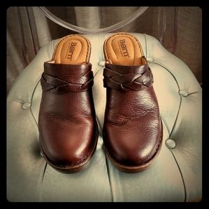Born Brown Leather Clogs, size 7M